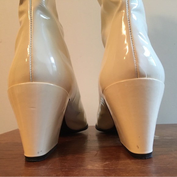 Miu Miu Prada White Patent Leather Go Go Boots Size 38.5 (US 8.5) - Picture 5 of 11